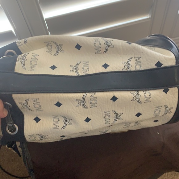 MCM Visetos Coated Canvas Drawstring ShoulderBag - Picture 4 of 16